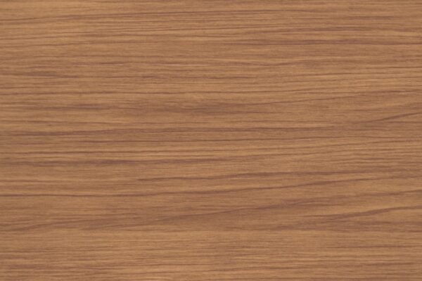 سطح خشبي مع تدرجات لونية دافئة يظهر التفاصيل الدقيقة لحبيبات الخشب.